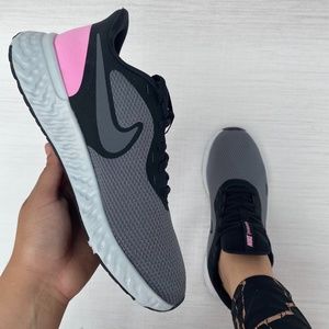 Nike Revolution 5 Women's Running Shoe ( Wide)